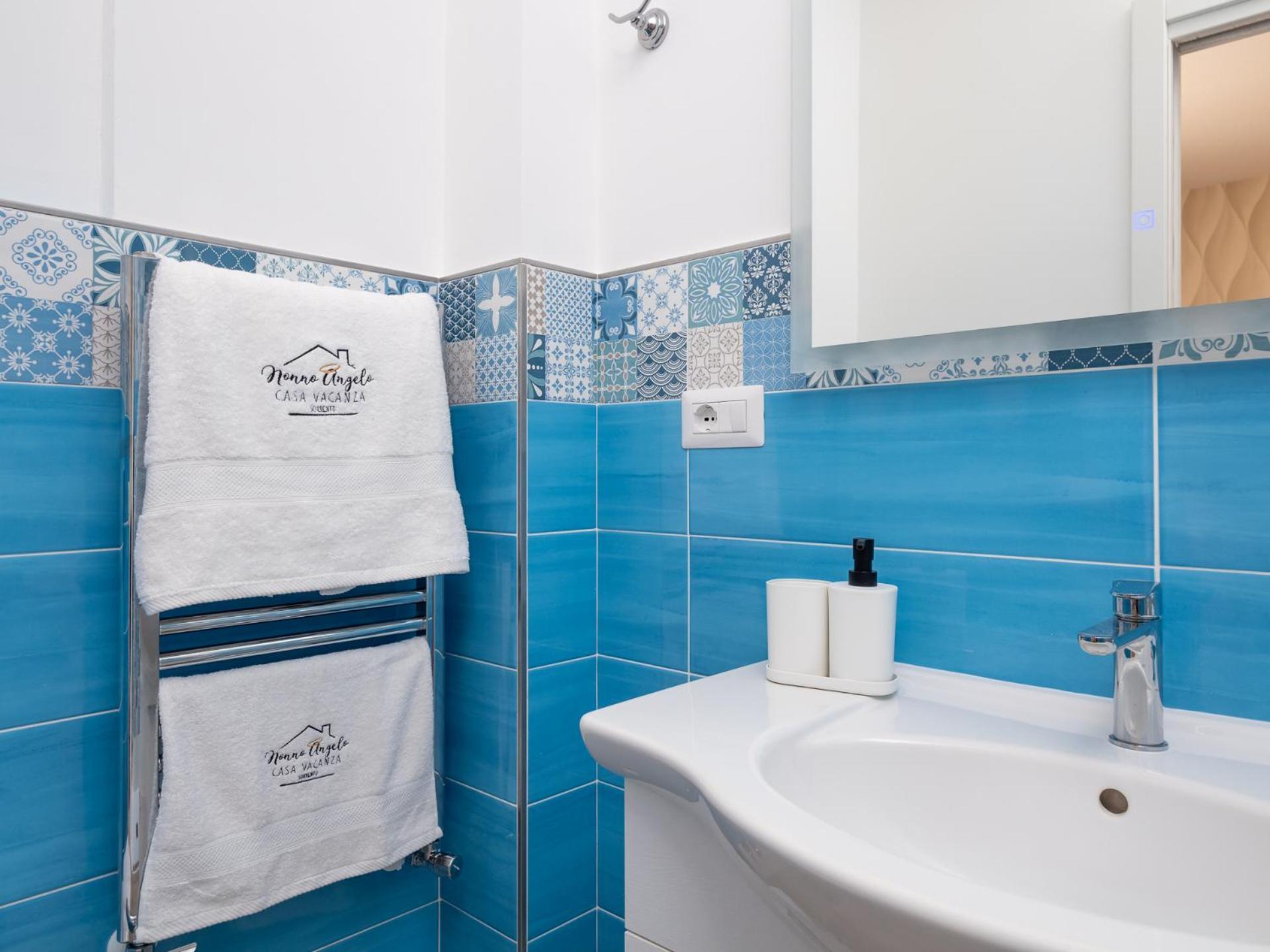 Nonno Angelo - 4 Bedrooms With Free Parking & Seaview Balcony Península Sorrentina Exterior foto