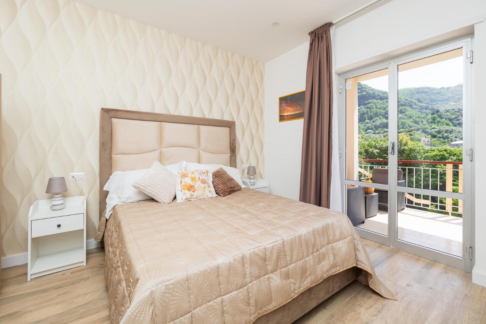 Nonno Angelo - 4 Bedrooms With Free Parking & Seaview Balcony Península Sorrentina Exterior foto