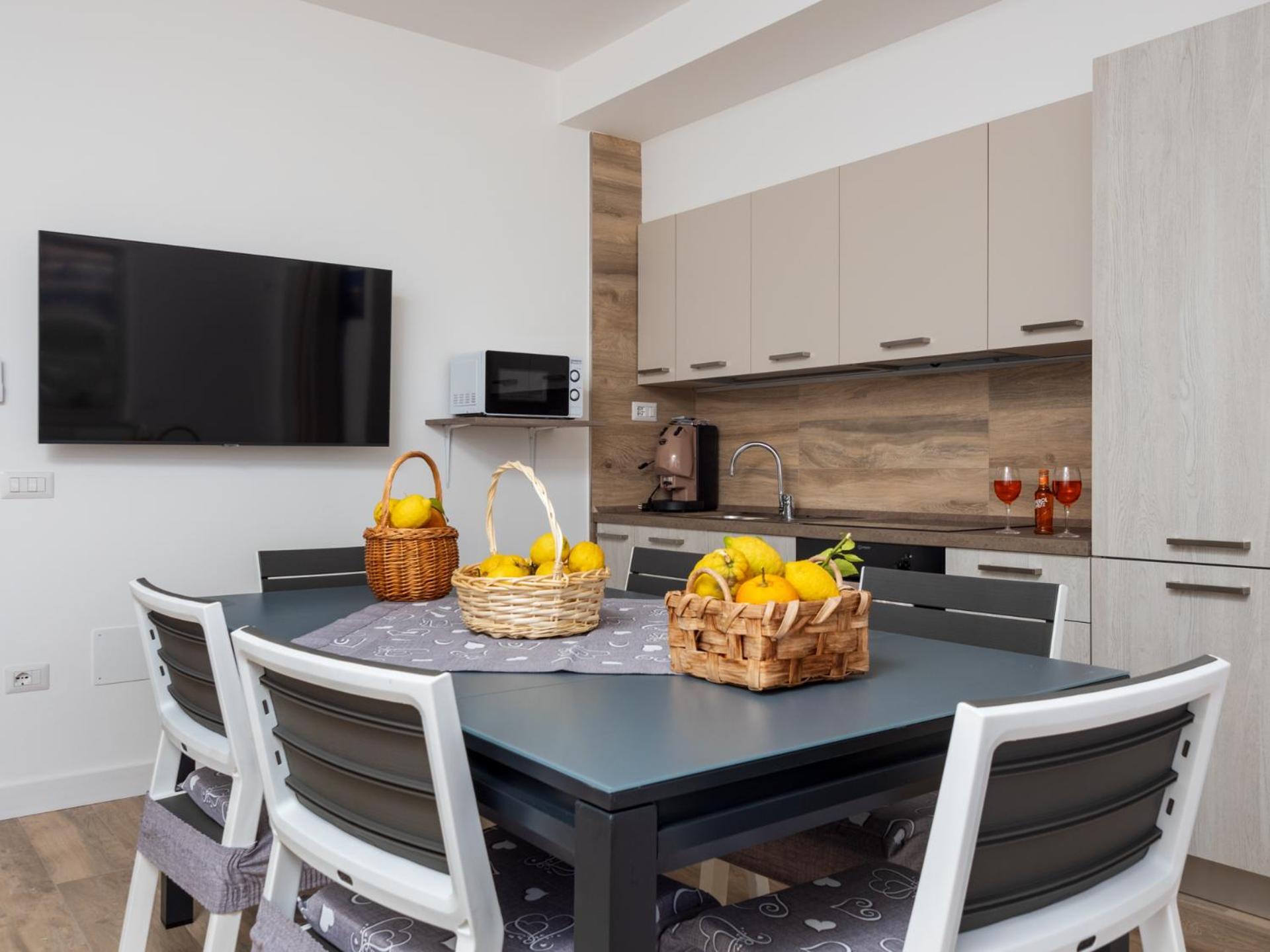 Nonno Angelo - 4 Bedrooms With Free Parking & Seaview Balcony Península Sorrentina Exterior foto